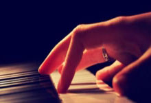 狼堡球员热血沸腾，表现稳定获得压倒性胜利